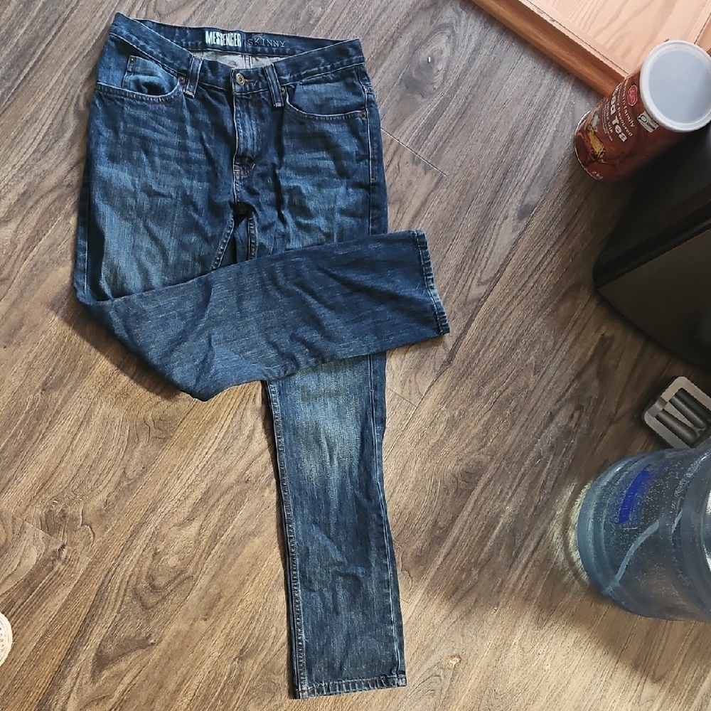 Jeans Free World Messenger Skinny Jeans - Size 11